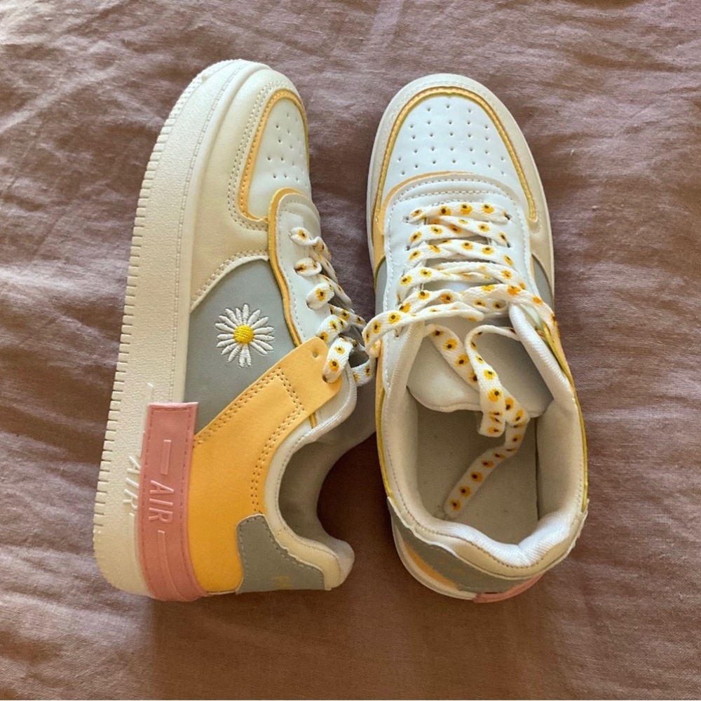 Cute brand new sneakers never worn